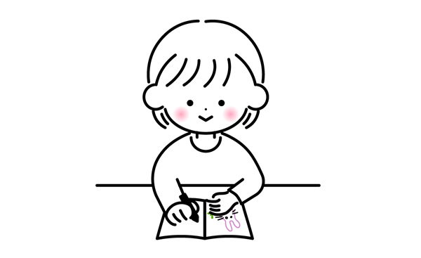 ノートに絵を描いたり工作している